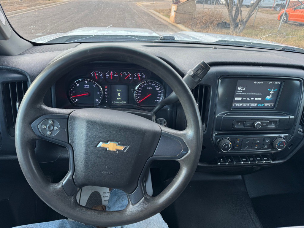 2019 Chevrolet Silverado 1500 Image 17