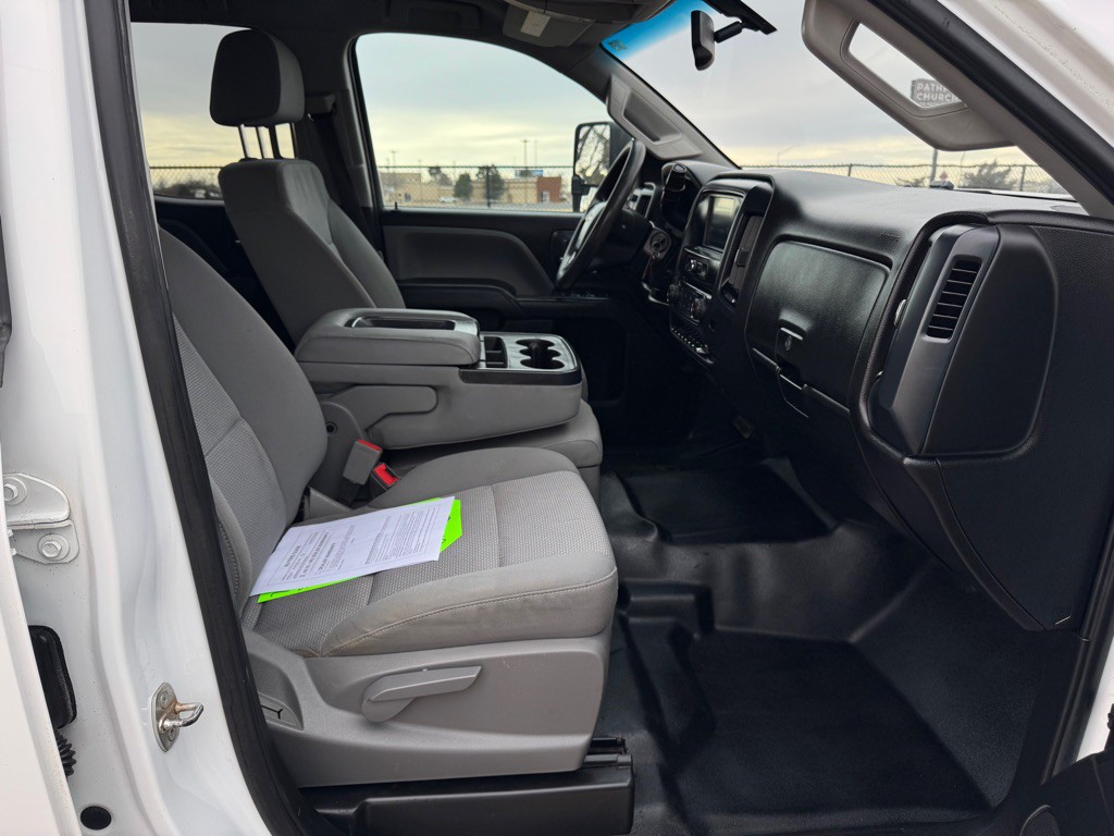 2019 Chevrolet Silverado 1500 Image 12