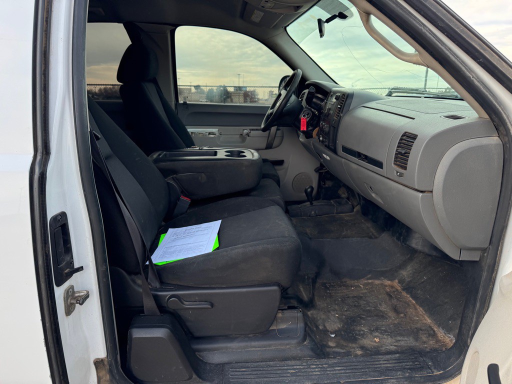 2013 Chevrolet Silverado 1500 Image 12