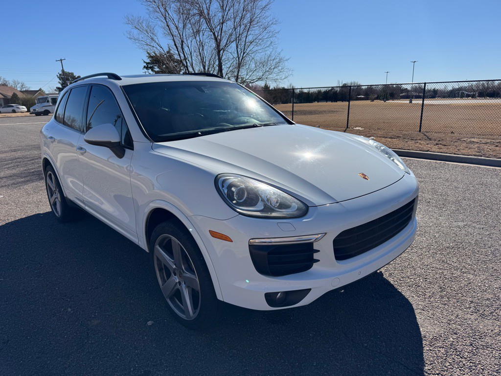 2017 Porsche Cayenne Image 4