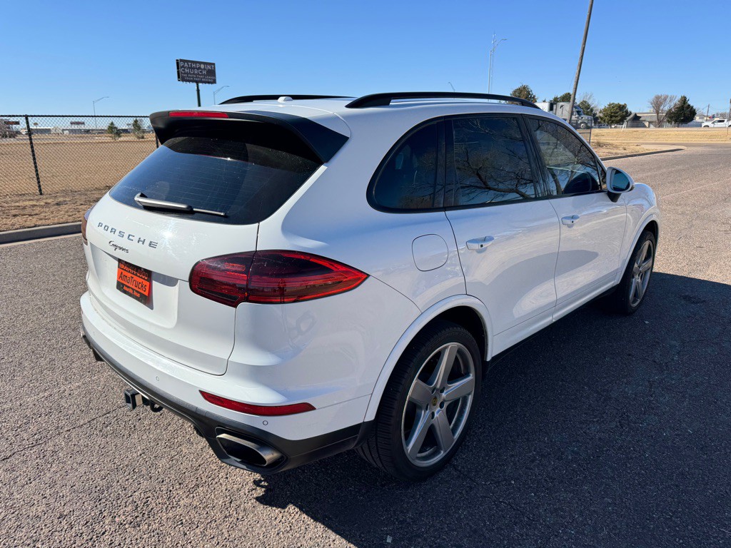 2017 Porsche Cayenne Image 6