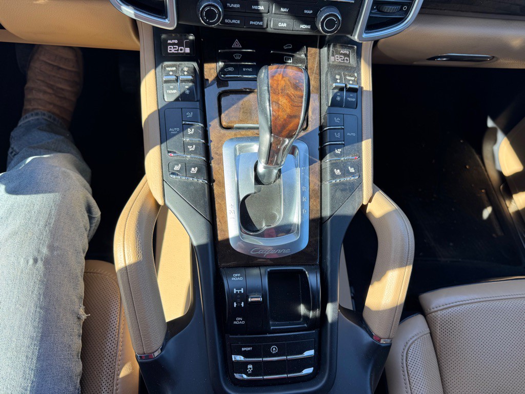 2017 Porsche Cayenne Image 19