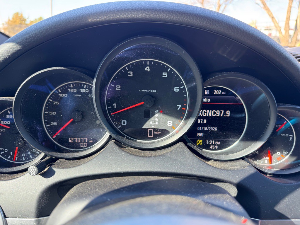 2017 Porsche Cayenne Image 20