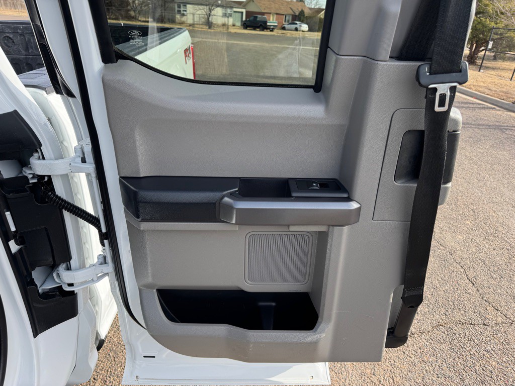 2022 Ford F-250 Image 16