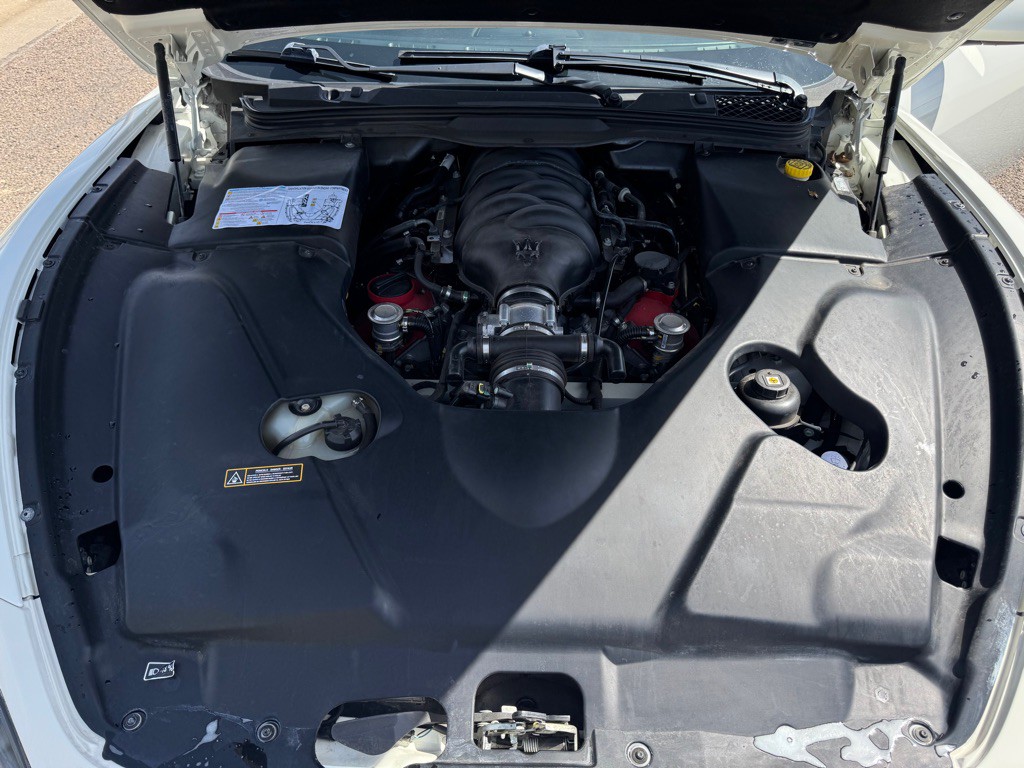 2016 Maserati GranTurismo Image 15