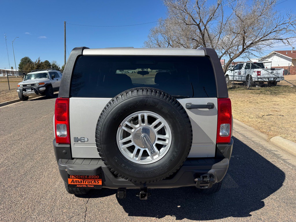2008 HUMMER H3 Image 7