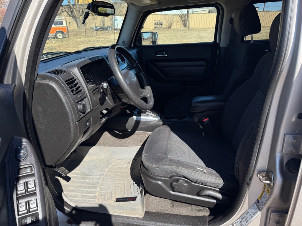 2008 HUMMER H3 Image 14