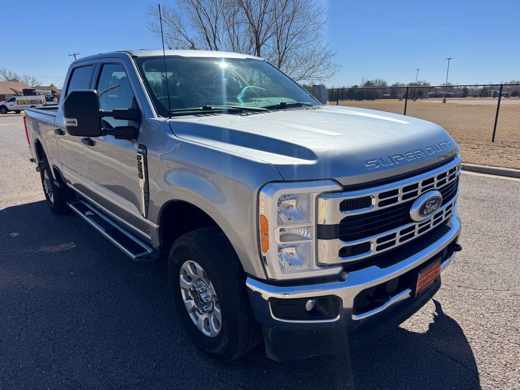 2023 Ford F-250 Image 4