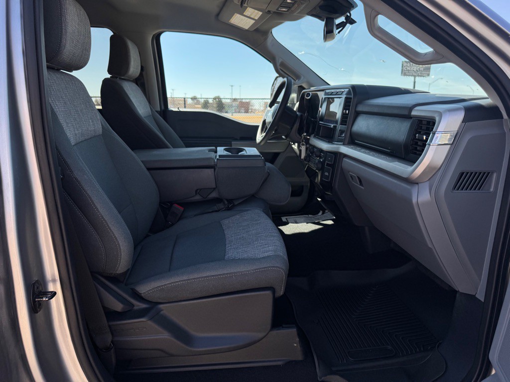 2023 Ford F-250 Image 12