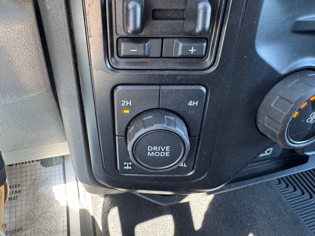 2023 Ford F-250 Image 21