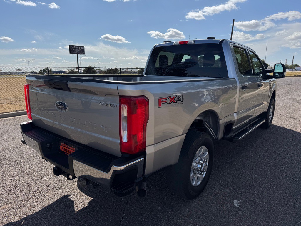 2023 Ford F-250 Image 6