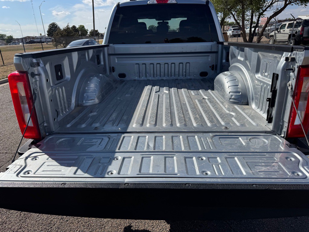 2023 Ford F-250 Image 10