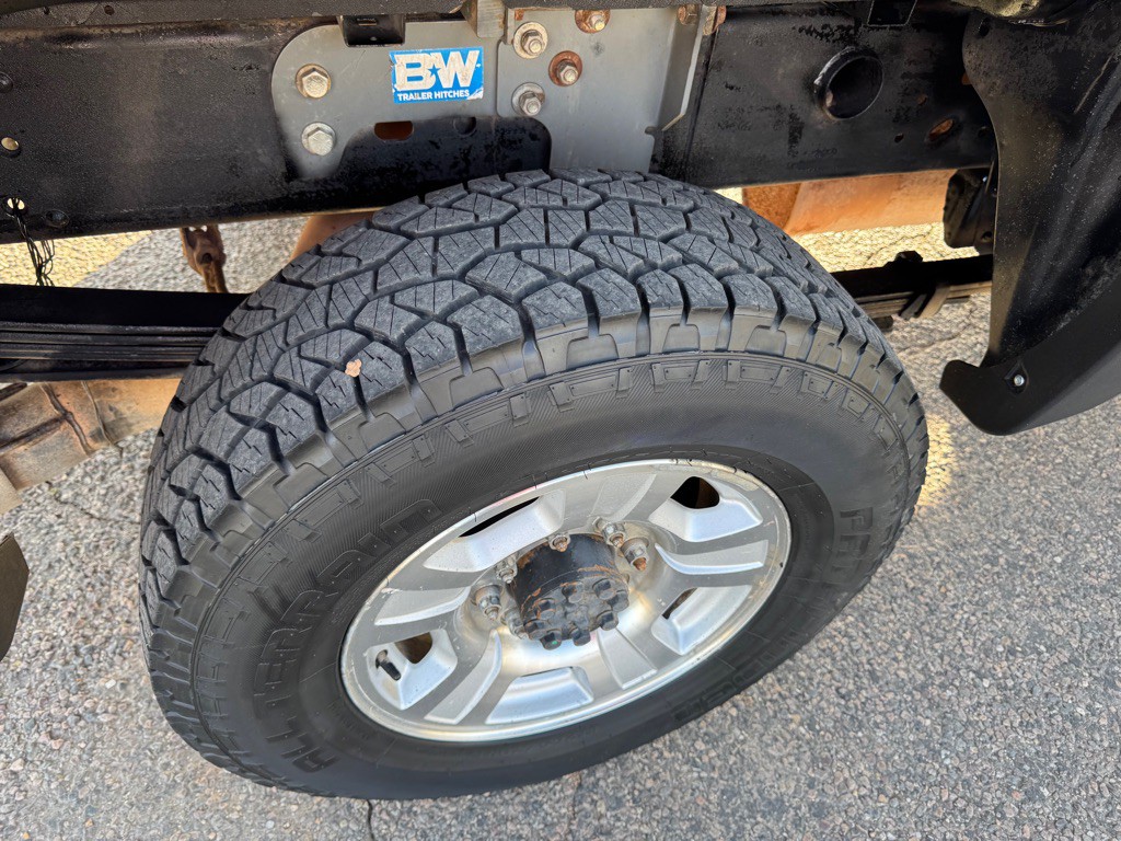 2010 Chevrolet Silverado 1500 Image 11