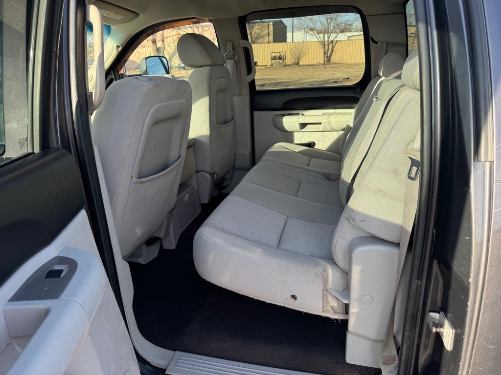 2010 Chevrolet Silverado 1500 Image 13