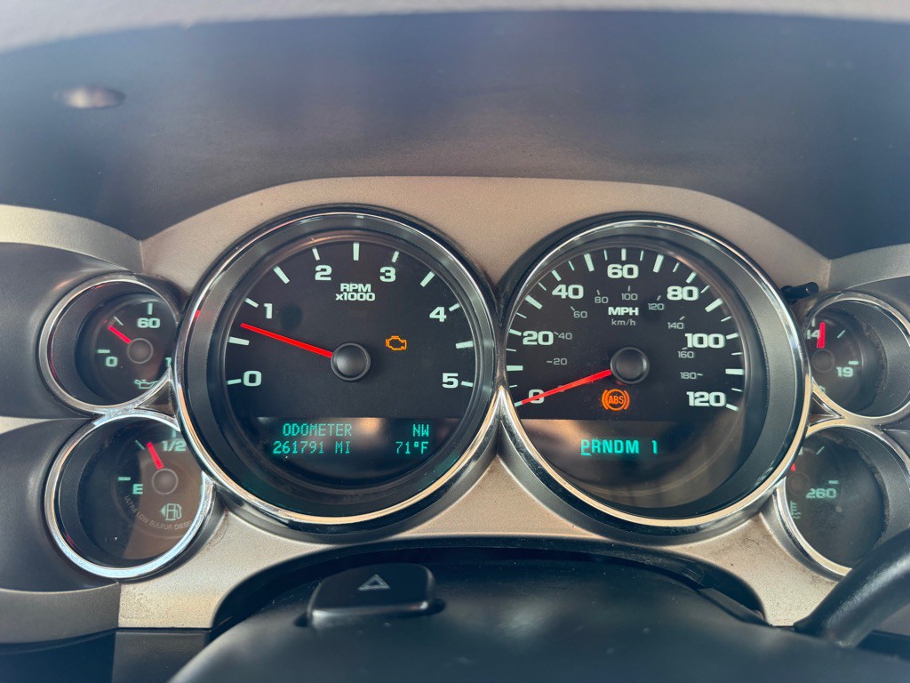 2010 Chevrolet Silverado 1500 Image 20