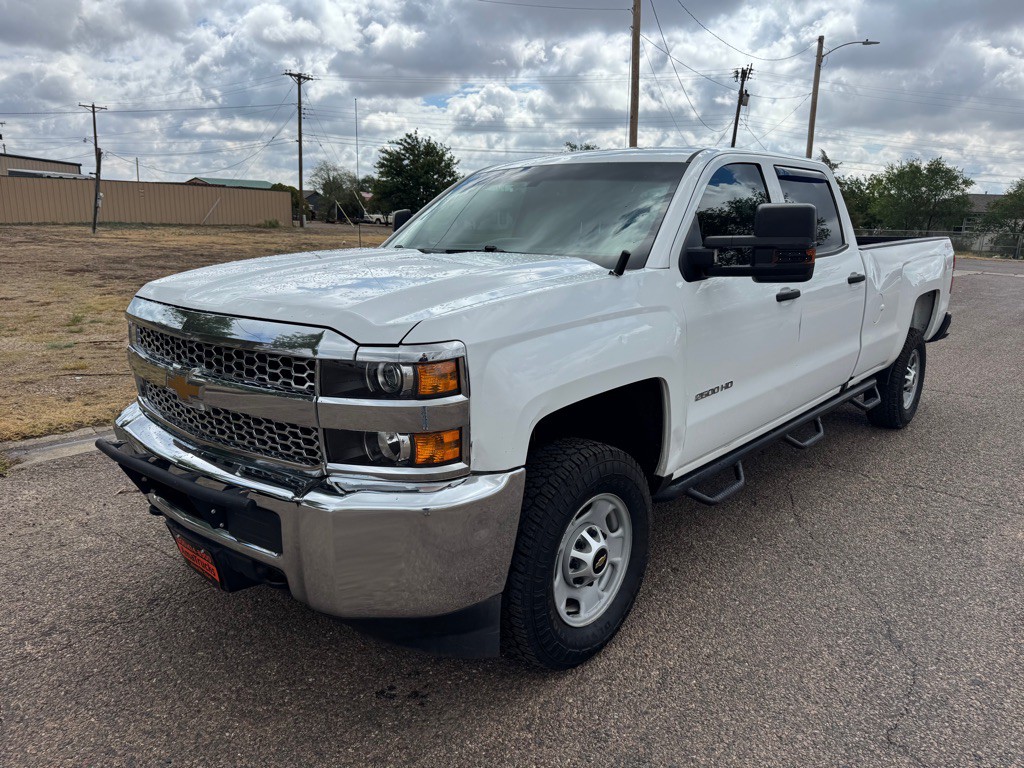 2019 Chevrolet Silverado 1500 Image 2