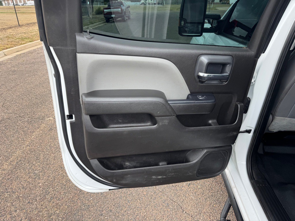 2019 Chevrolet Silverado 1500 Image 14