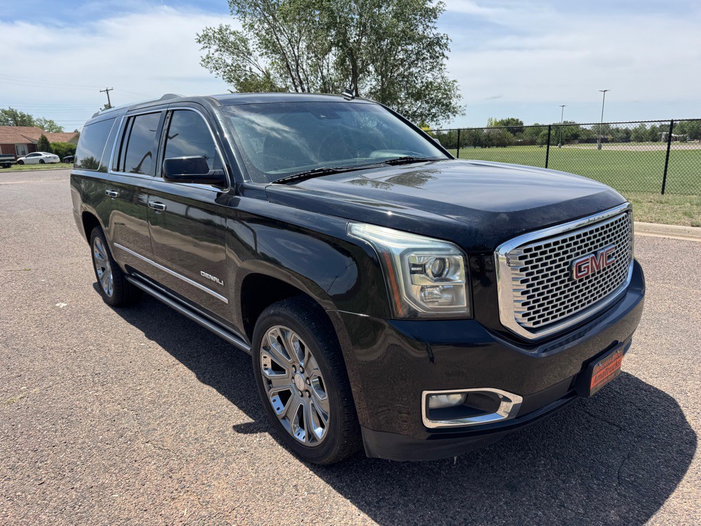 2015 GMC Yukon Image 4