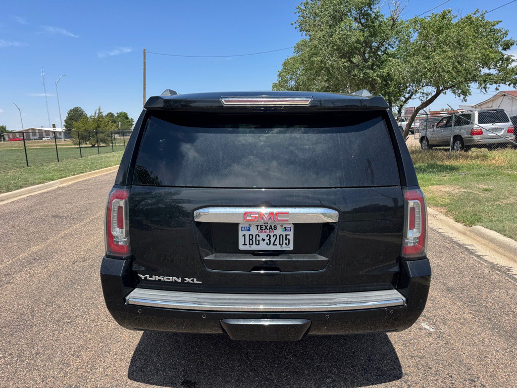 2015 GMC Yukon Image 7