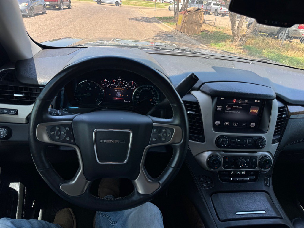 2015 GMC Yukon Image 18