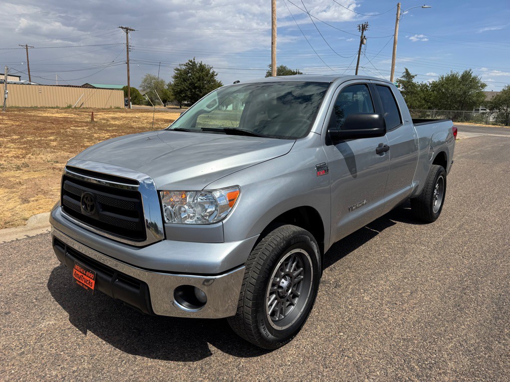 2013 Toyota Tundra Image 2