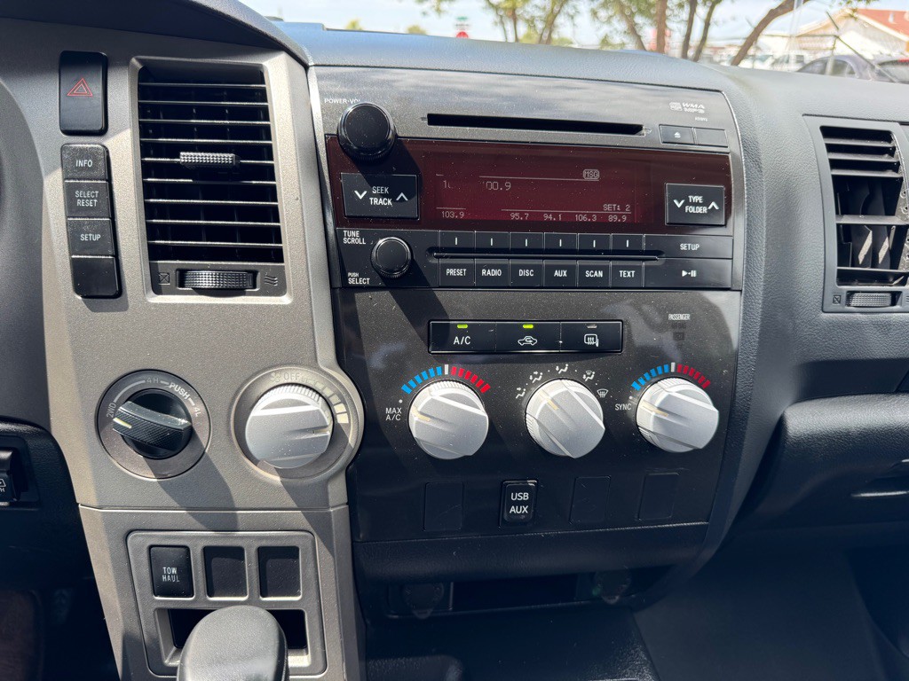 2013 Toyota Tundra Image 19