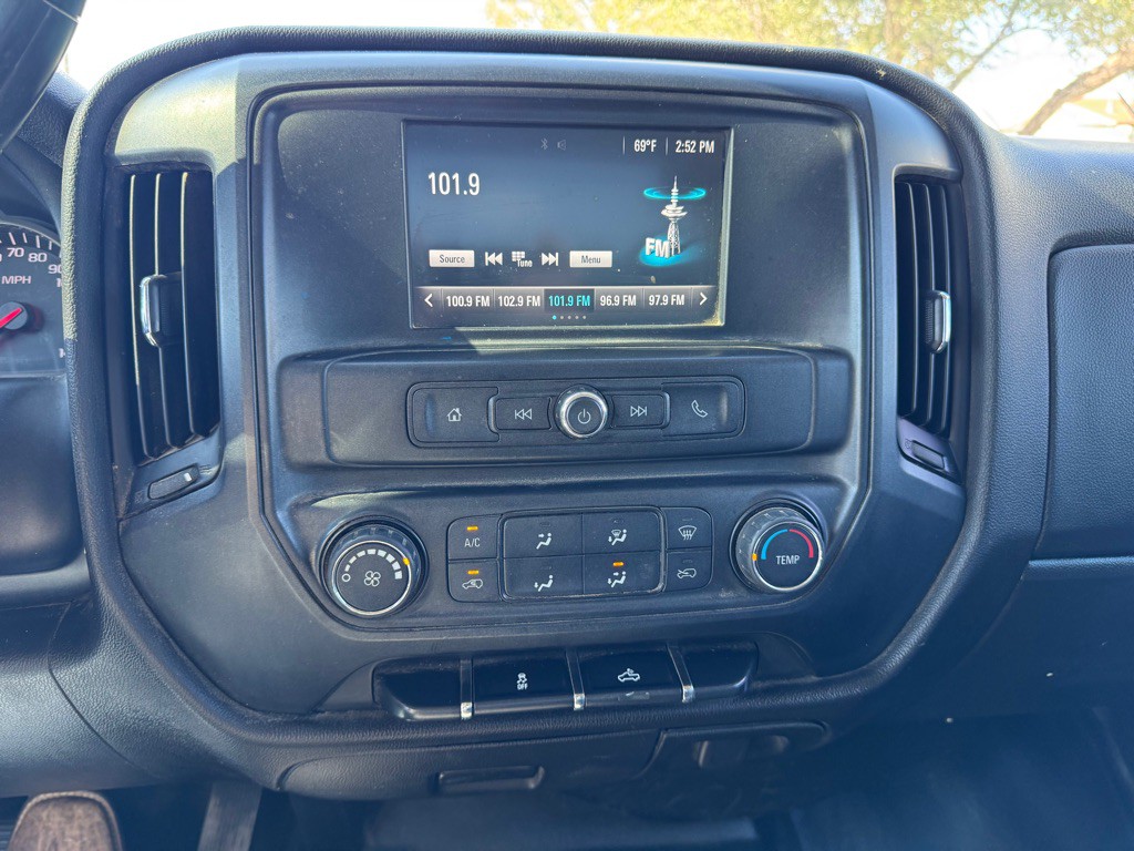 2016 Chevrolet Silverado 1500 Image 19
