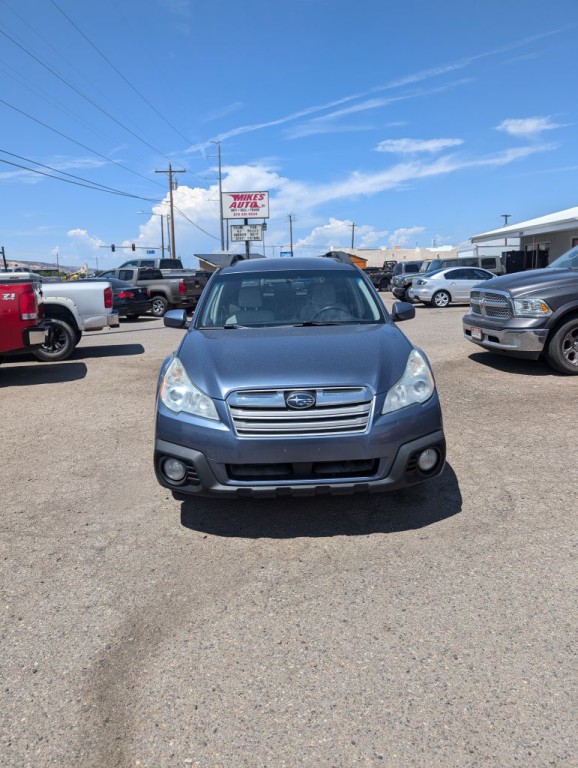 2013 Subaru Outback Image 2