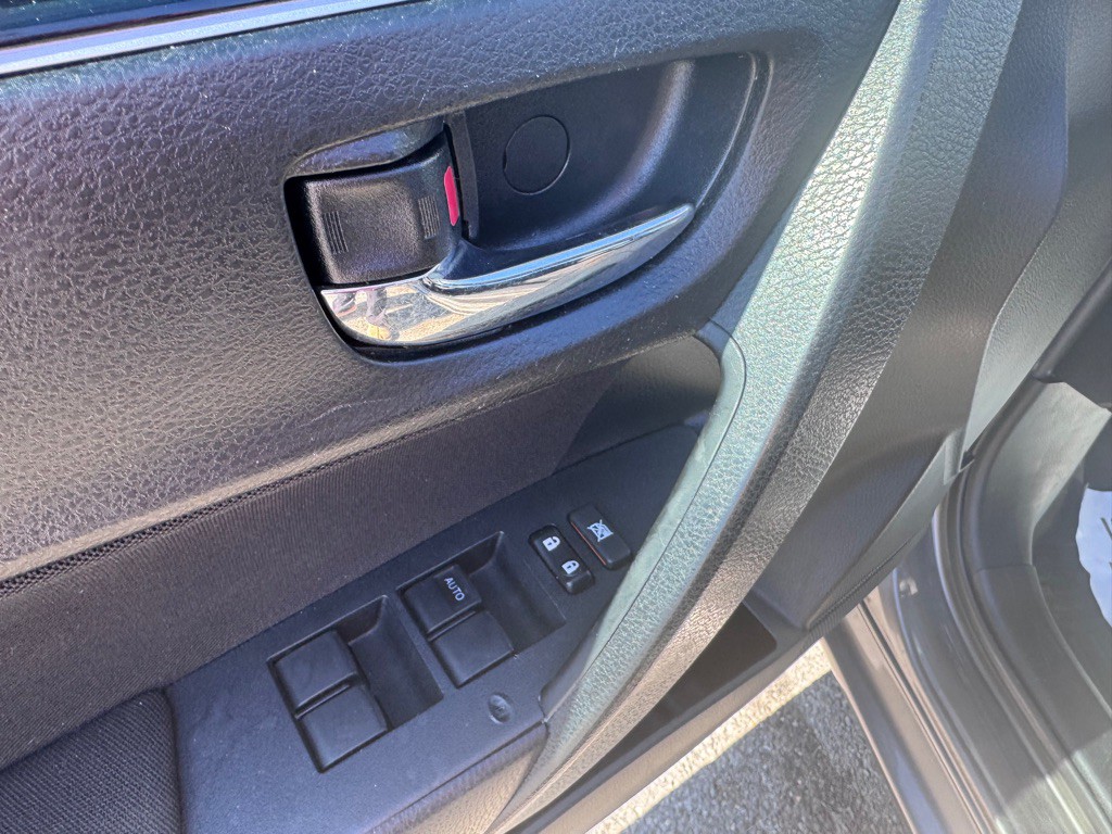 2019 Toyota Corolla Image 10