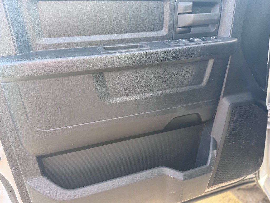 2022 RAM 1500 Image 9