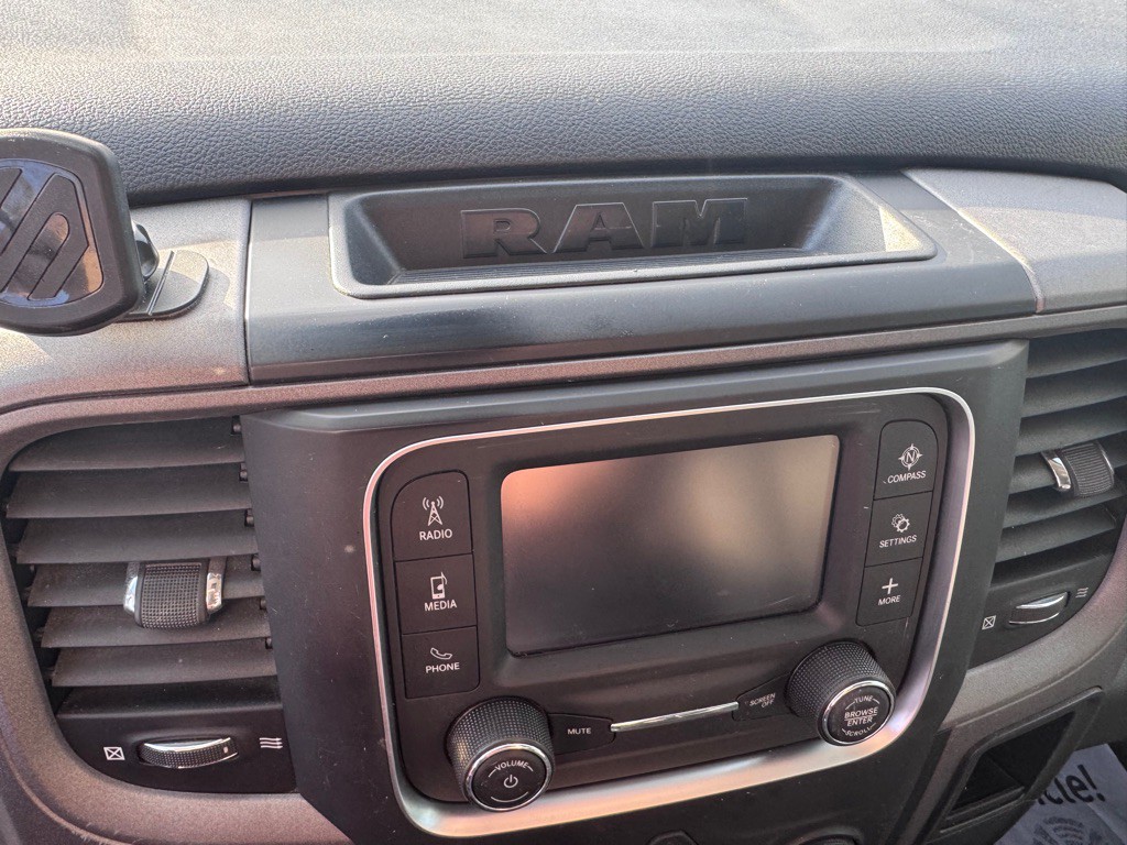 2022 RAM 1500 Image 16