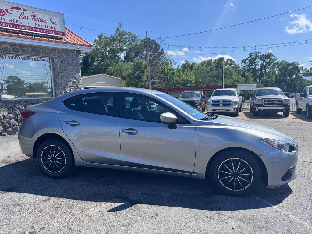 2015 Mazda Mazda3 Image 4