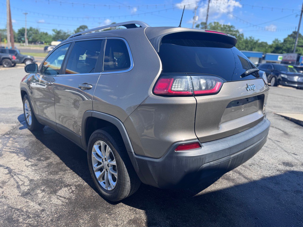 2019 Jeep Cherokee Image 7