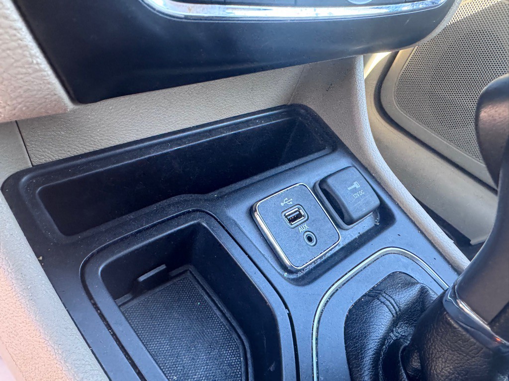 2019 Jeep Cherokee Image 18