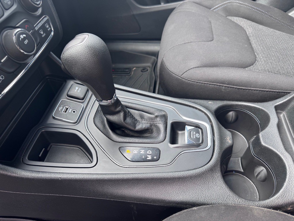 2019 Jeep Cherokee Image 19
