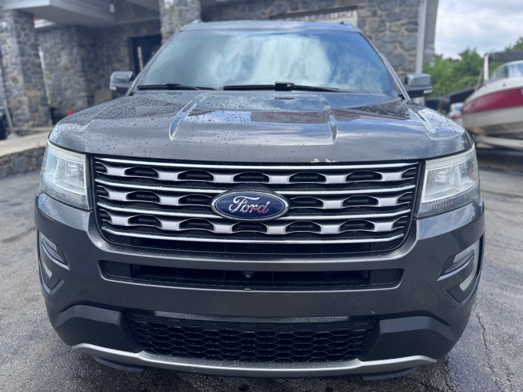 2016 Ford Explorer Image 2