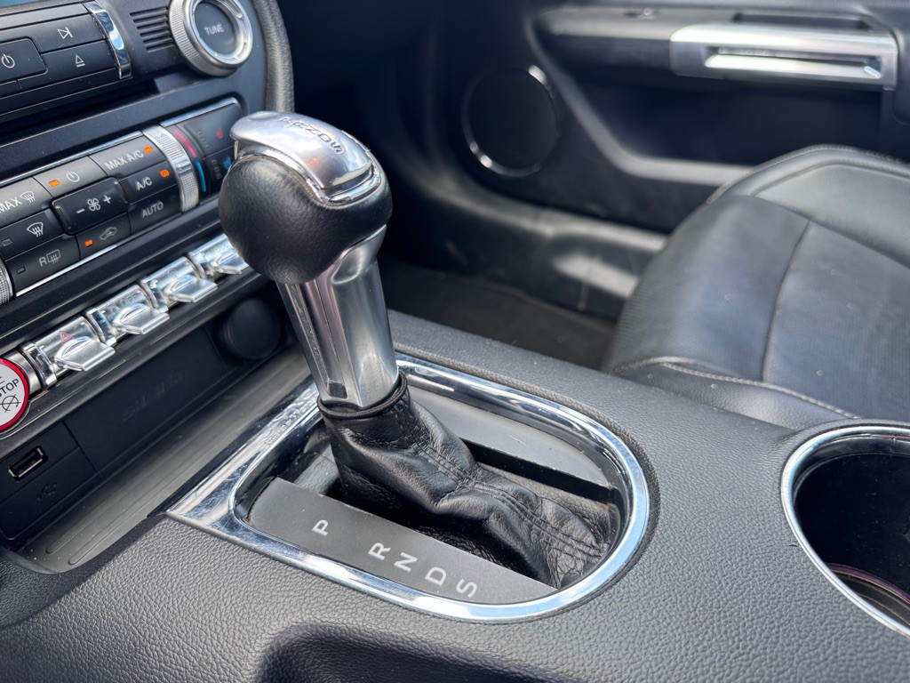 2015 Ford Mustang Image 16