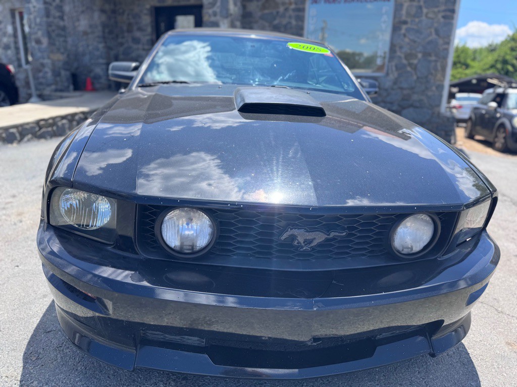 2008 Ford Mustang Image 2