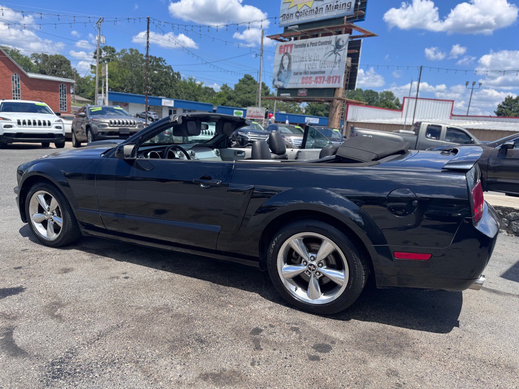 2008 Ford Mustang Image 28