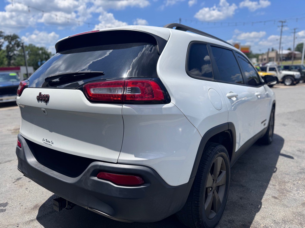 2016 Jeep Cherokee Image 5