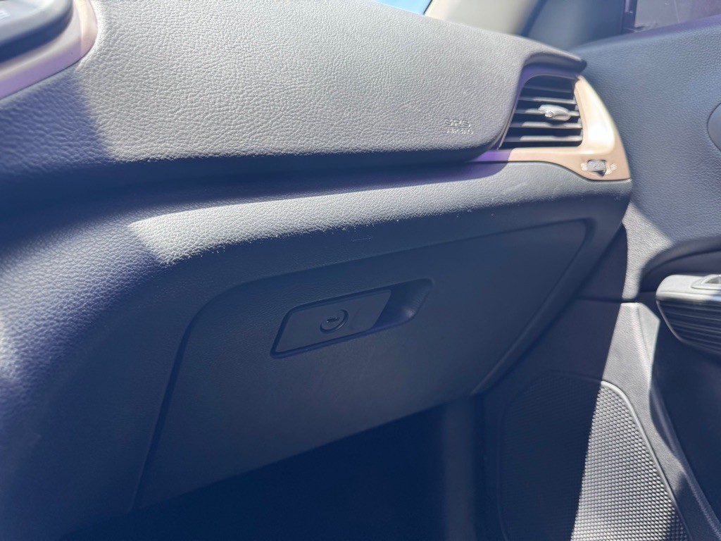 2016 Jeep Cherokee Image 14