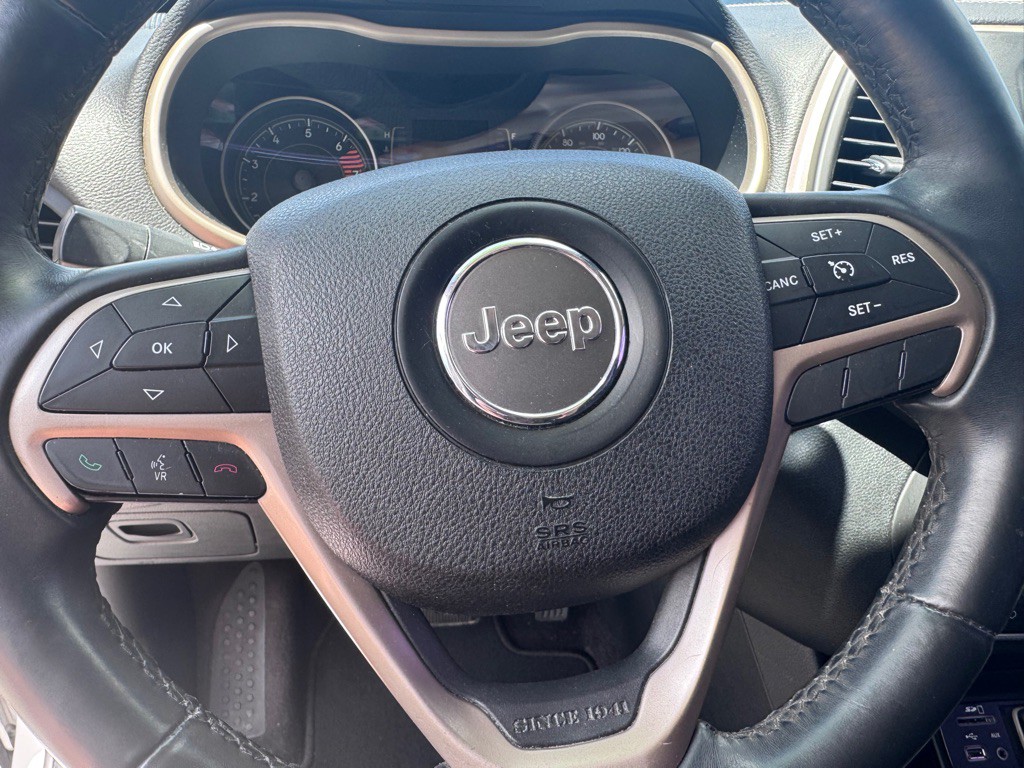 2016 Jeep Cherokee Image 21