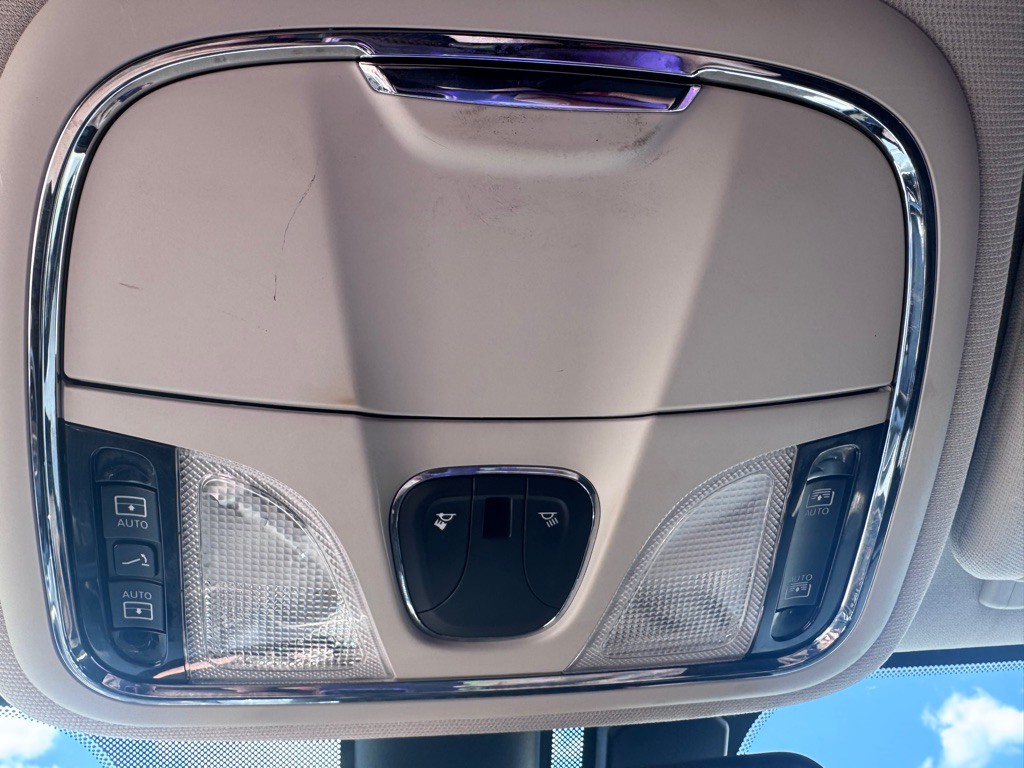 2016 Jeep Cherokee Image 25