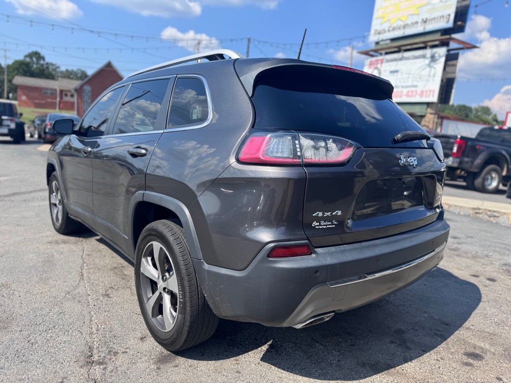2019 Jeep Cherokee Image 7
