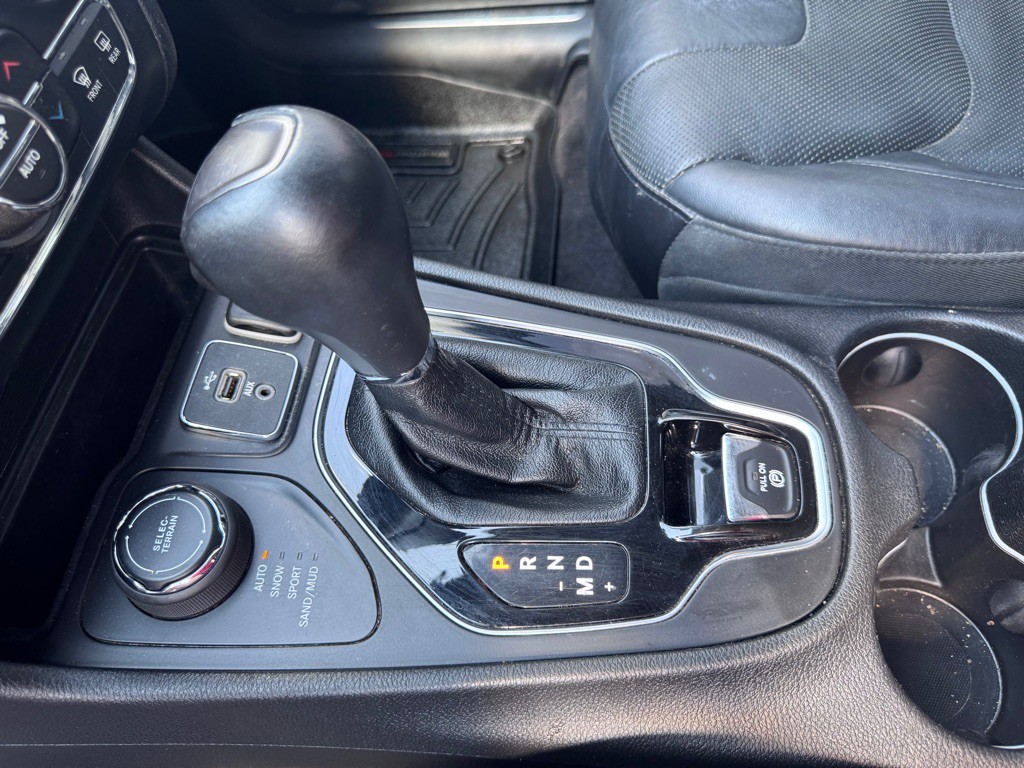 2019 Jeep Cherokee Image 20