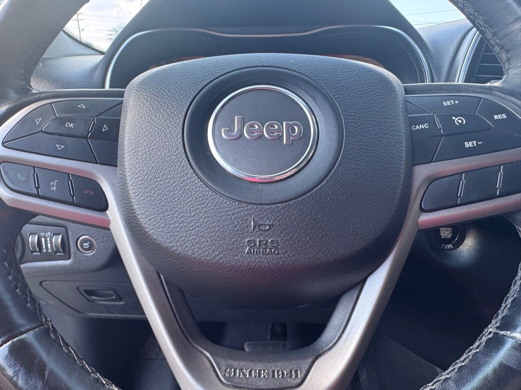 2019 Jeep Cherokee Image 25