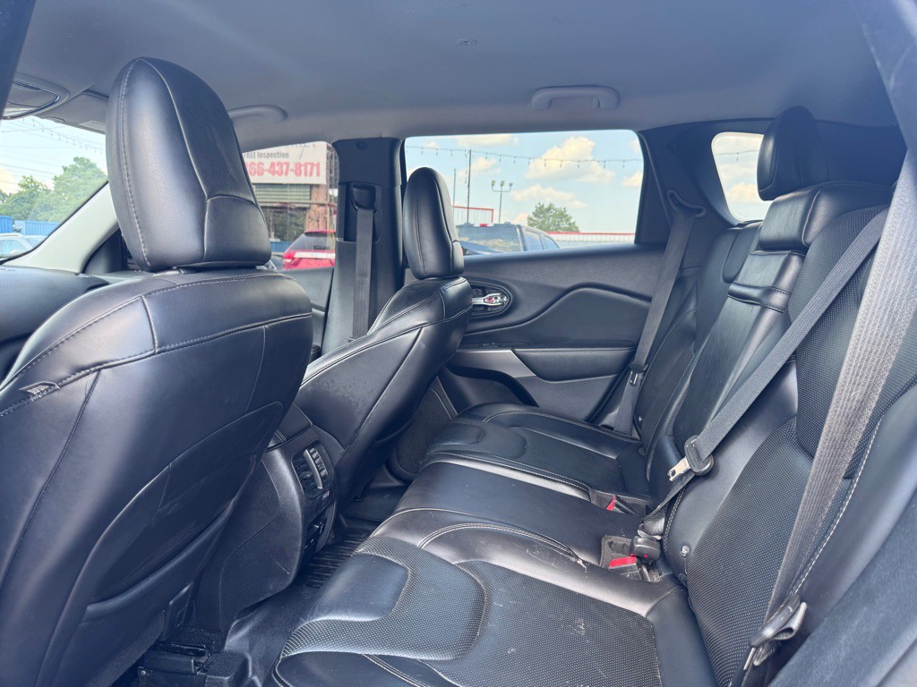 2019 Jeep Cherokee Image 26