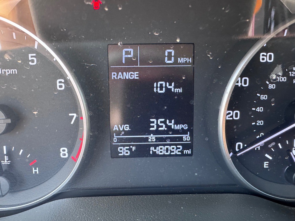 2017 Hyundai Elantra Image 22