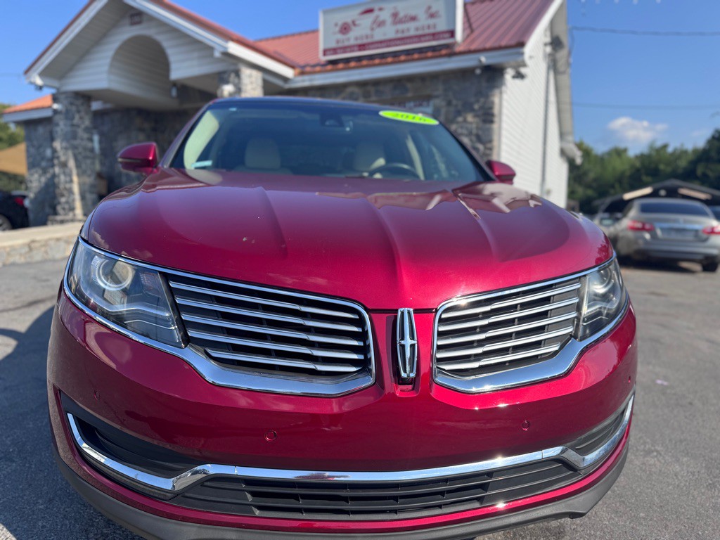 2016 Lincoln MKX Image 2