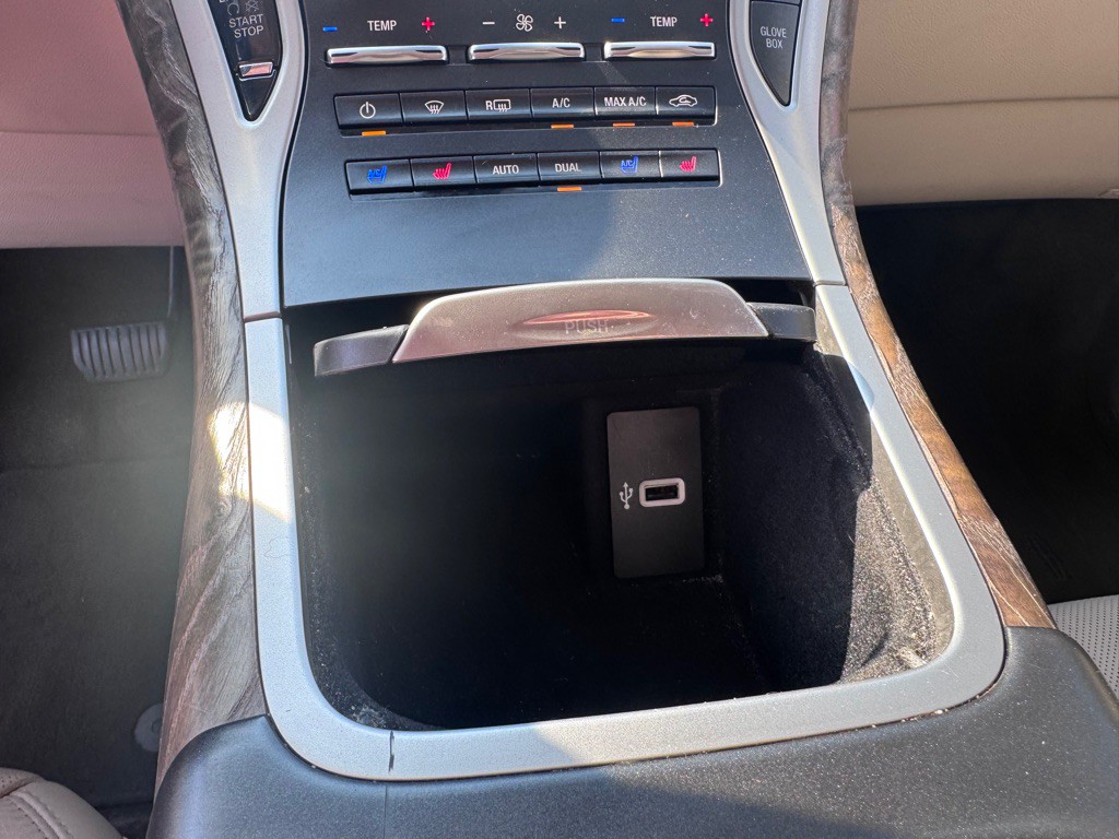 2016 Lincoln MKX Image 17